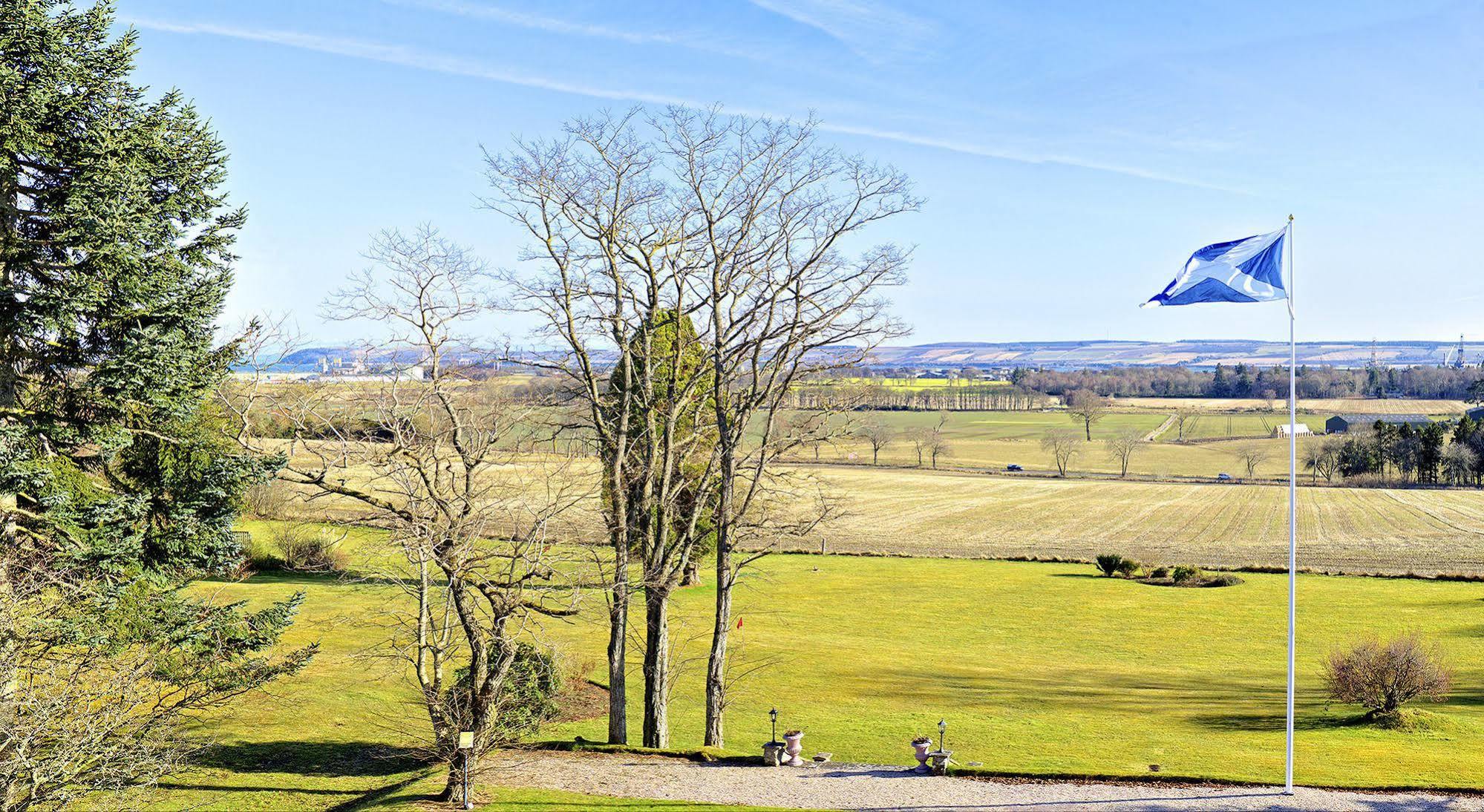 Kincraig Castle Hotel インヴァーゴードン エクステリア 写真
